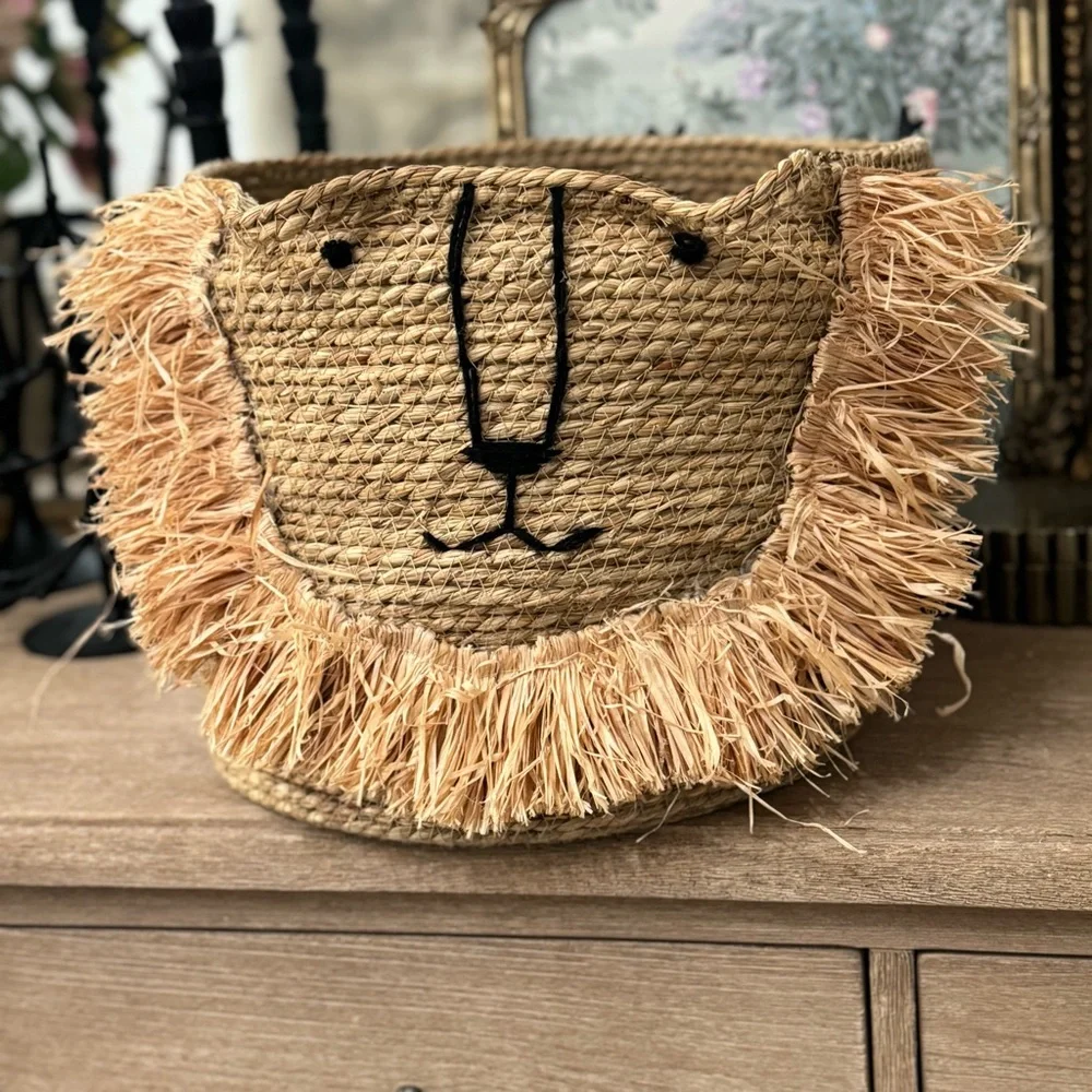Handmade woven seagrass